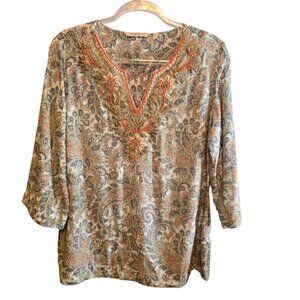SOFT SURROUNDINGS SIZE MEDIUM RAYON PAISLEY PRINT EMBELLISHMENT BEADED VNECK